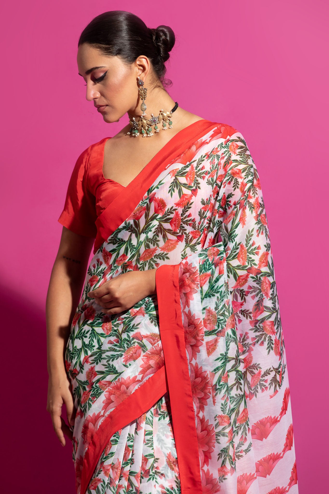 Naushad Saree
