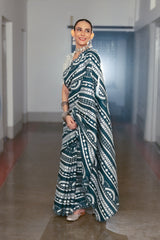 November - Saree Set