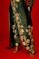 Naayaab - Set