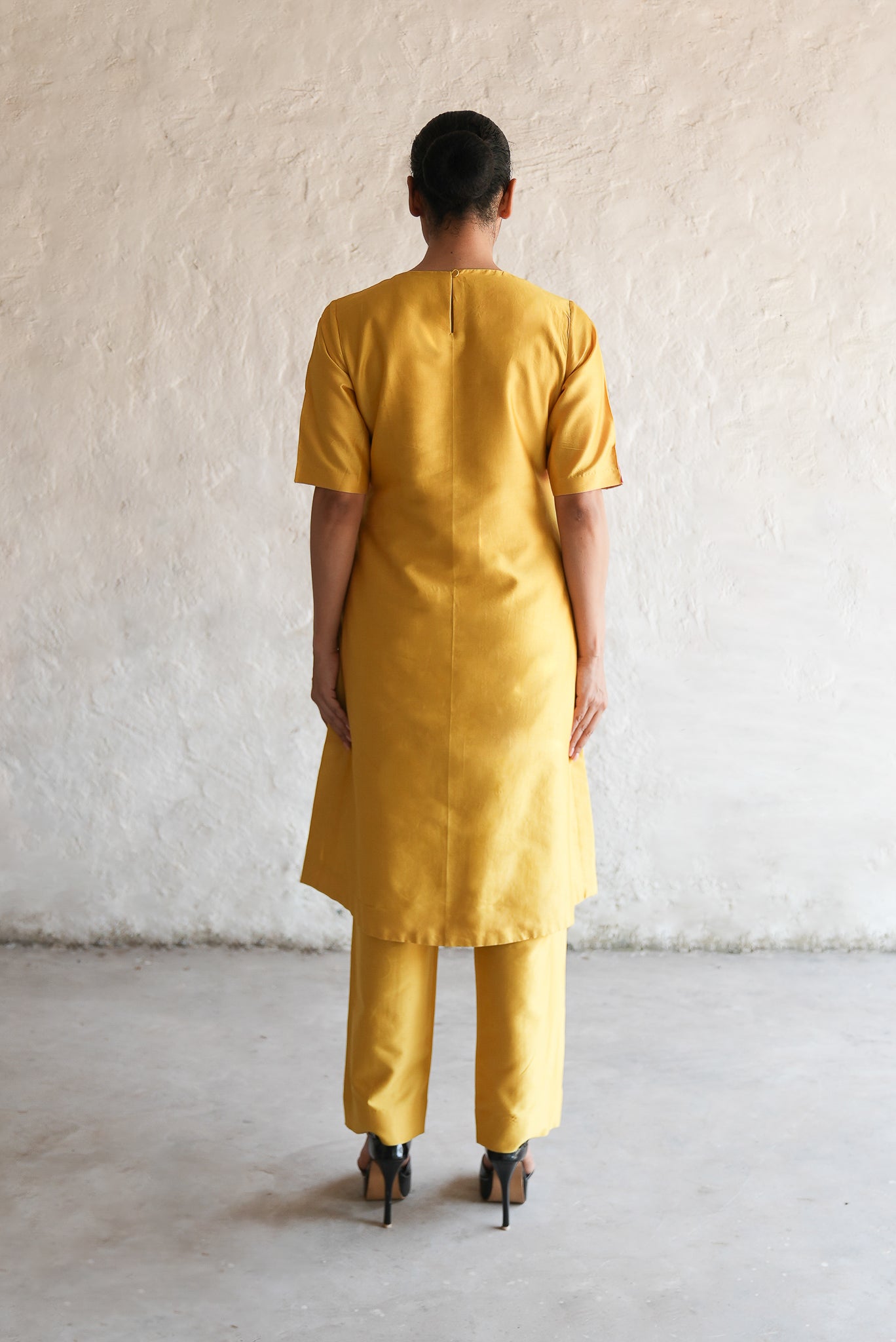 Chand Bibi - Kurta Set