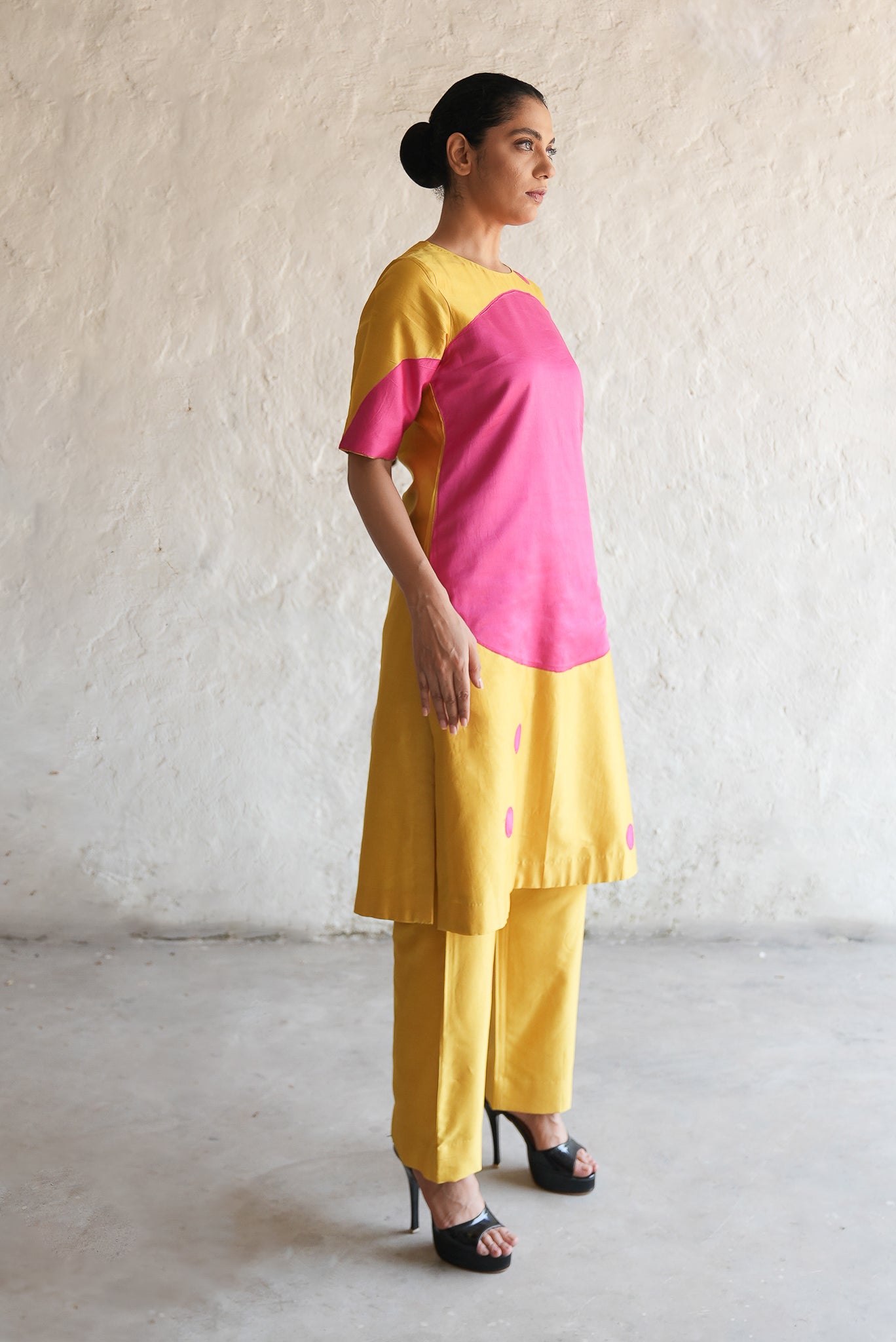 Chand Bibi - Kurta Set