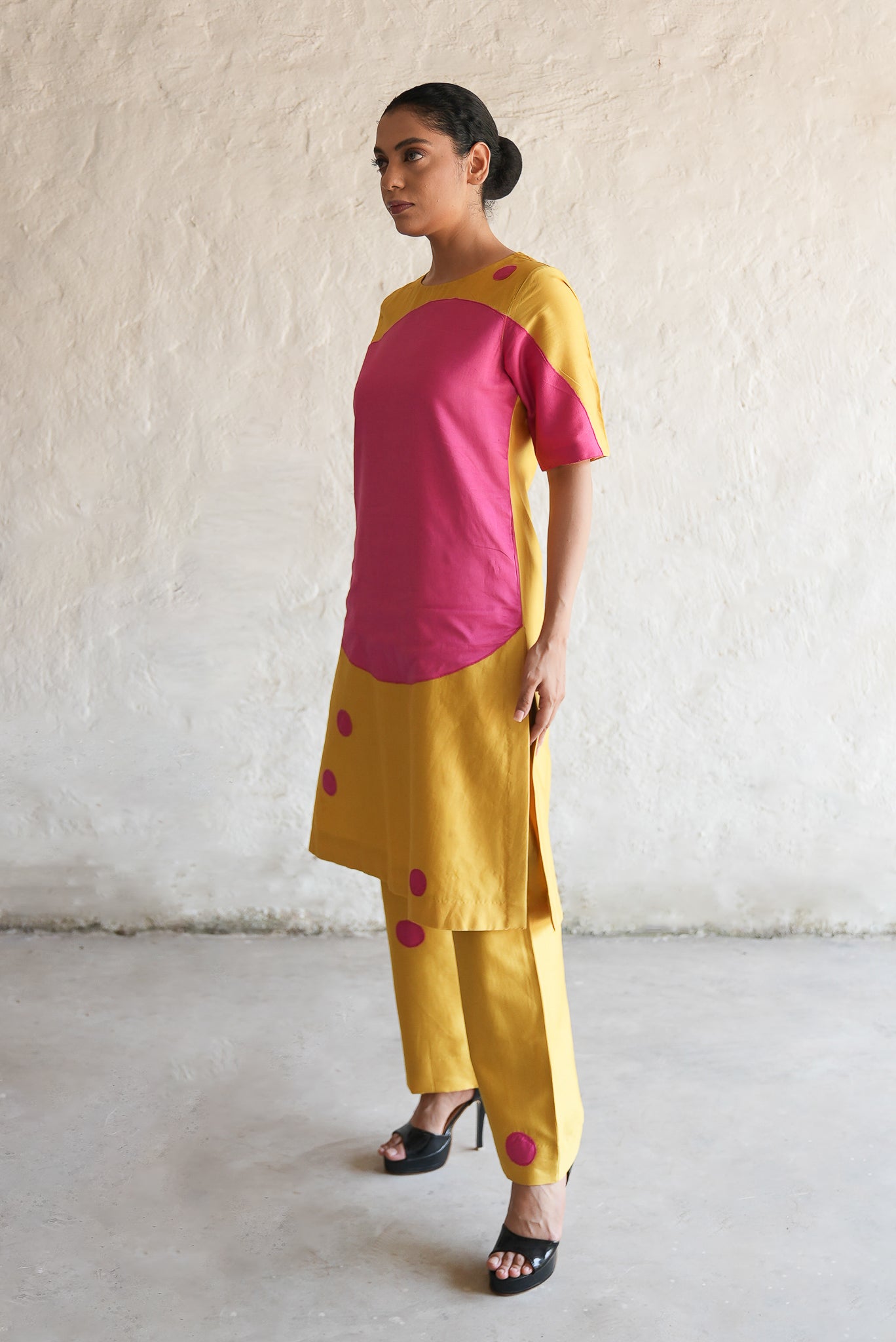 Chand Bibi - Kurta Set