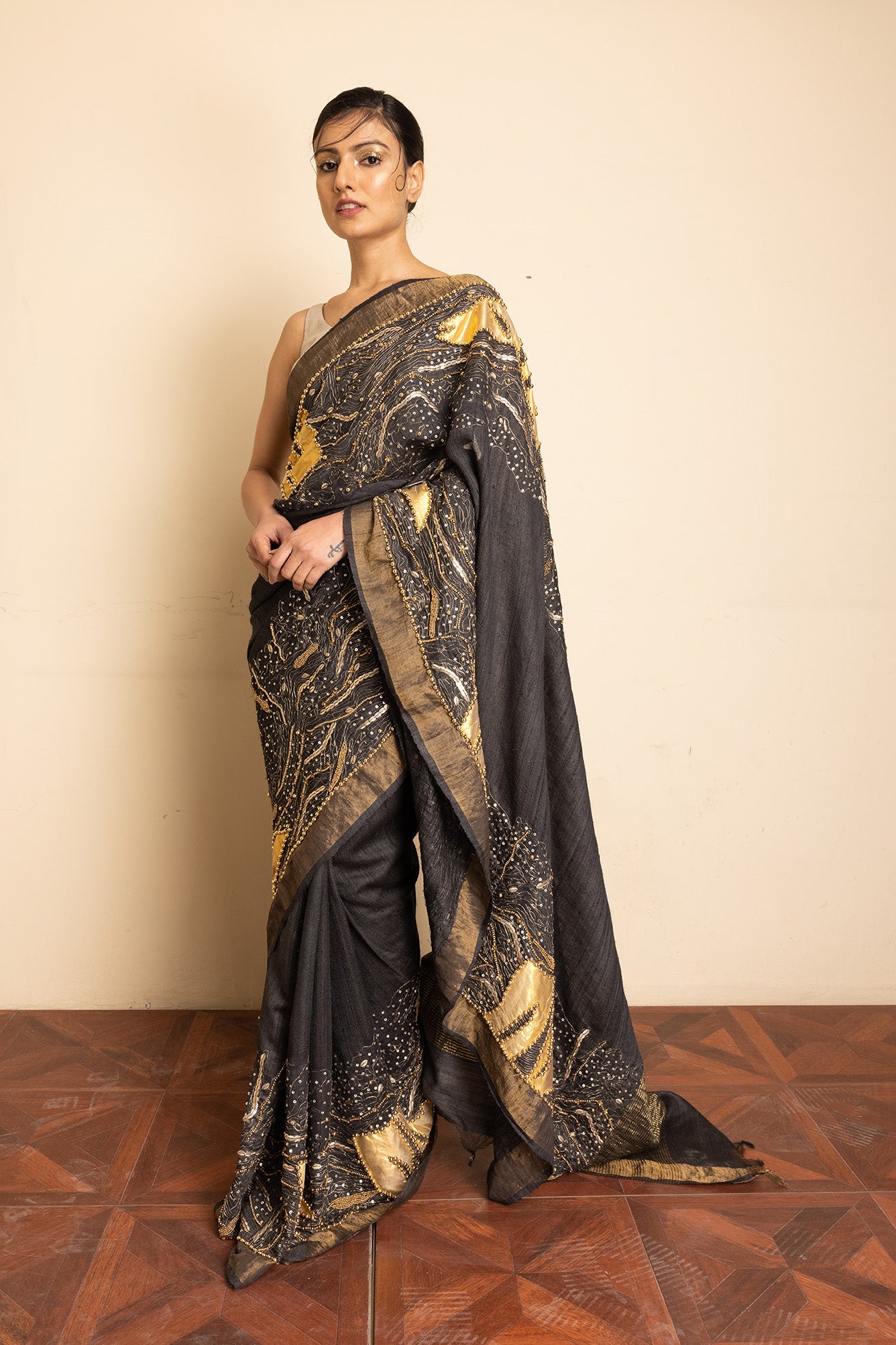 Raatri Saree