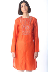 Aali - Hand Embroidered Chanderi Tunic - sakshamneharicka.com