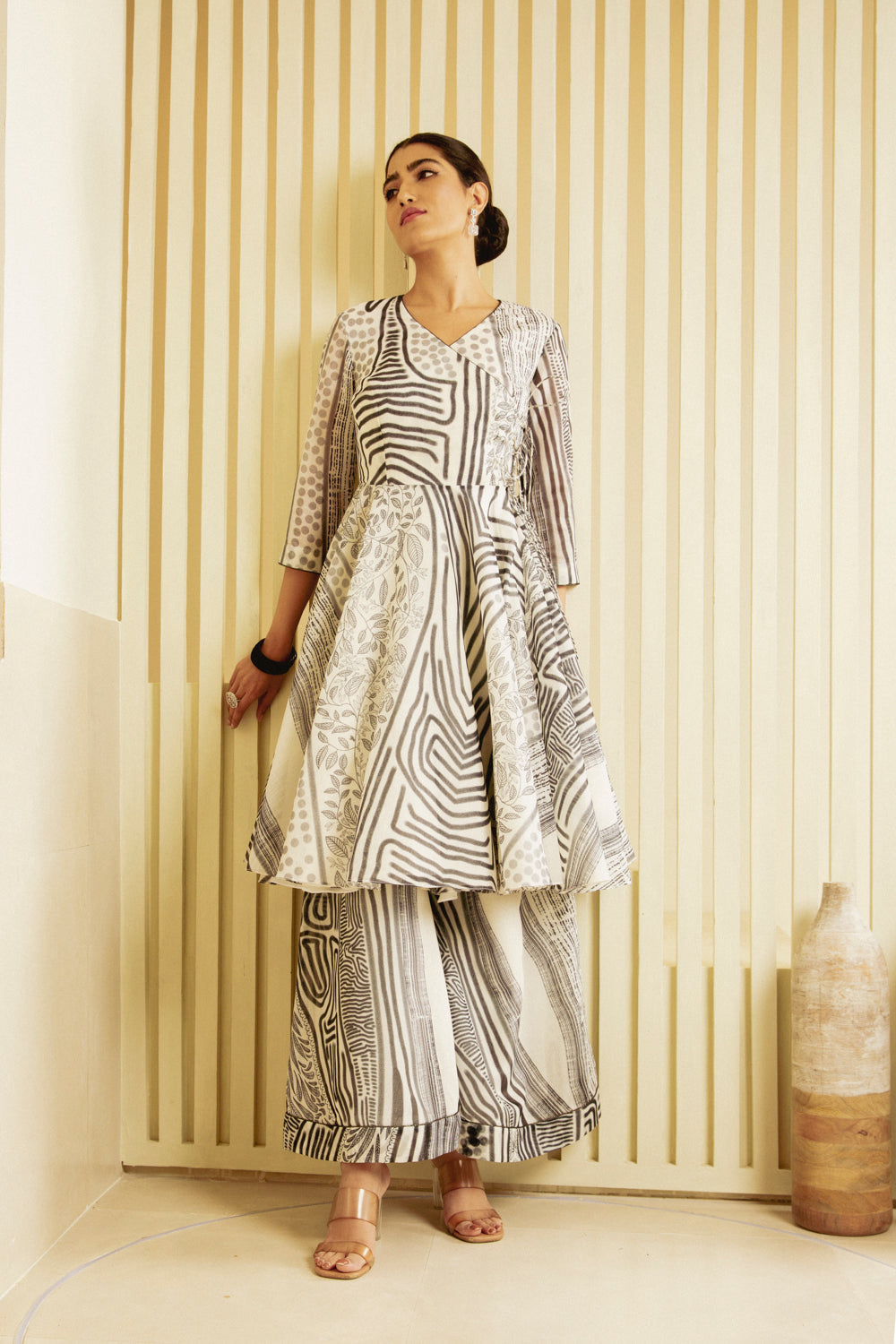 Roselyn Angrakha - Kurta Set