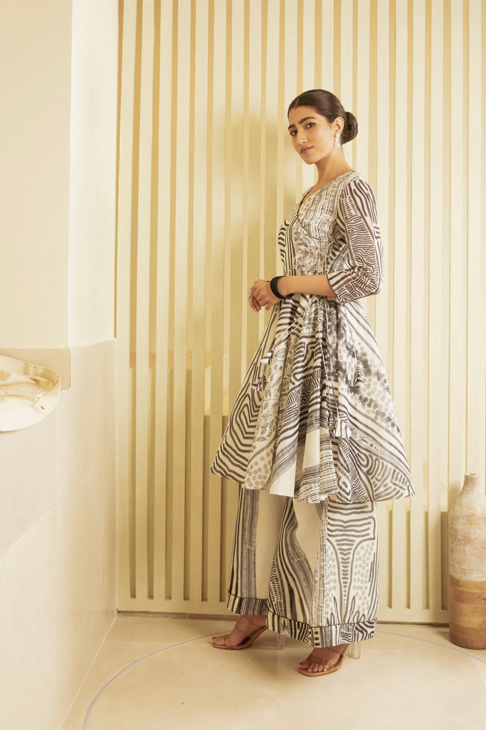 Roselyn Angrakha - Kurta Set