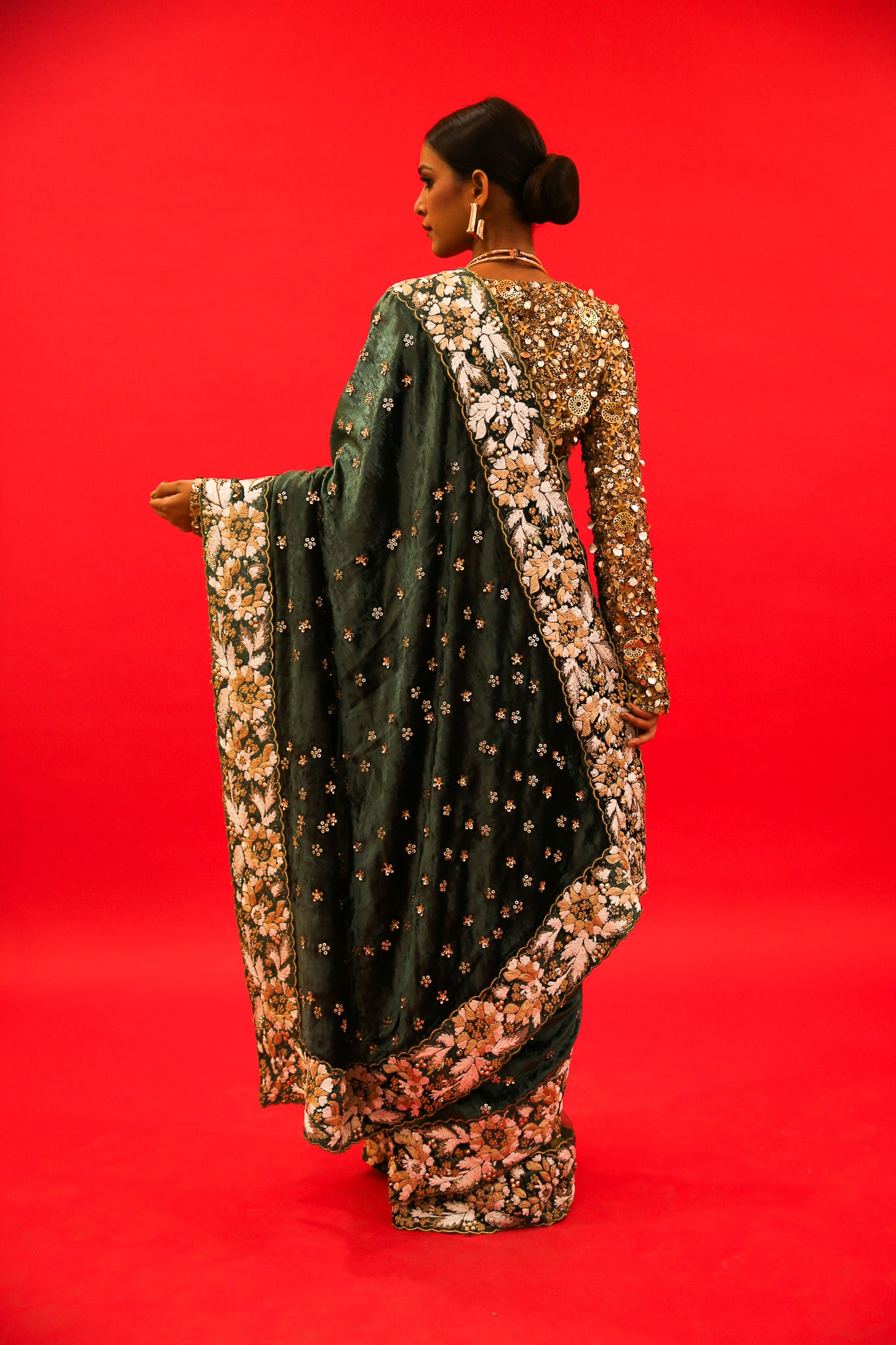 Qayanaat - Saree Set