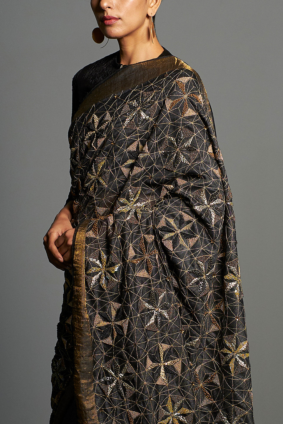Black Handwoven & Hand Embroidered Tussar Silk Saree - sakshamneharicka.com